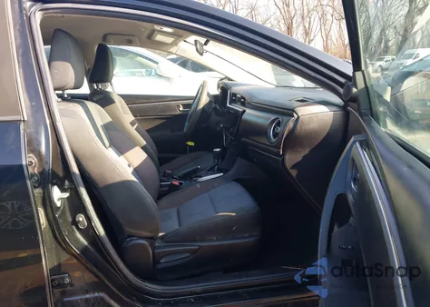 2019 Toyota Corolla Le z USA, uszkodzony, nr VIN 2T1BURHE5KC229445